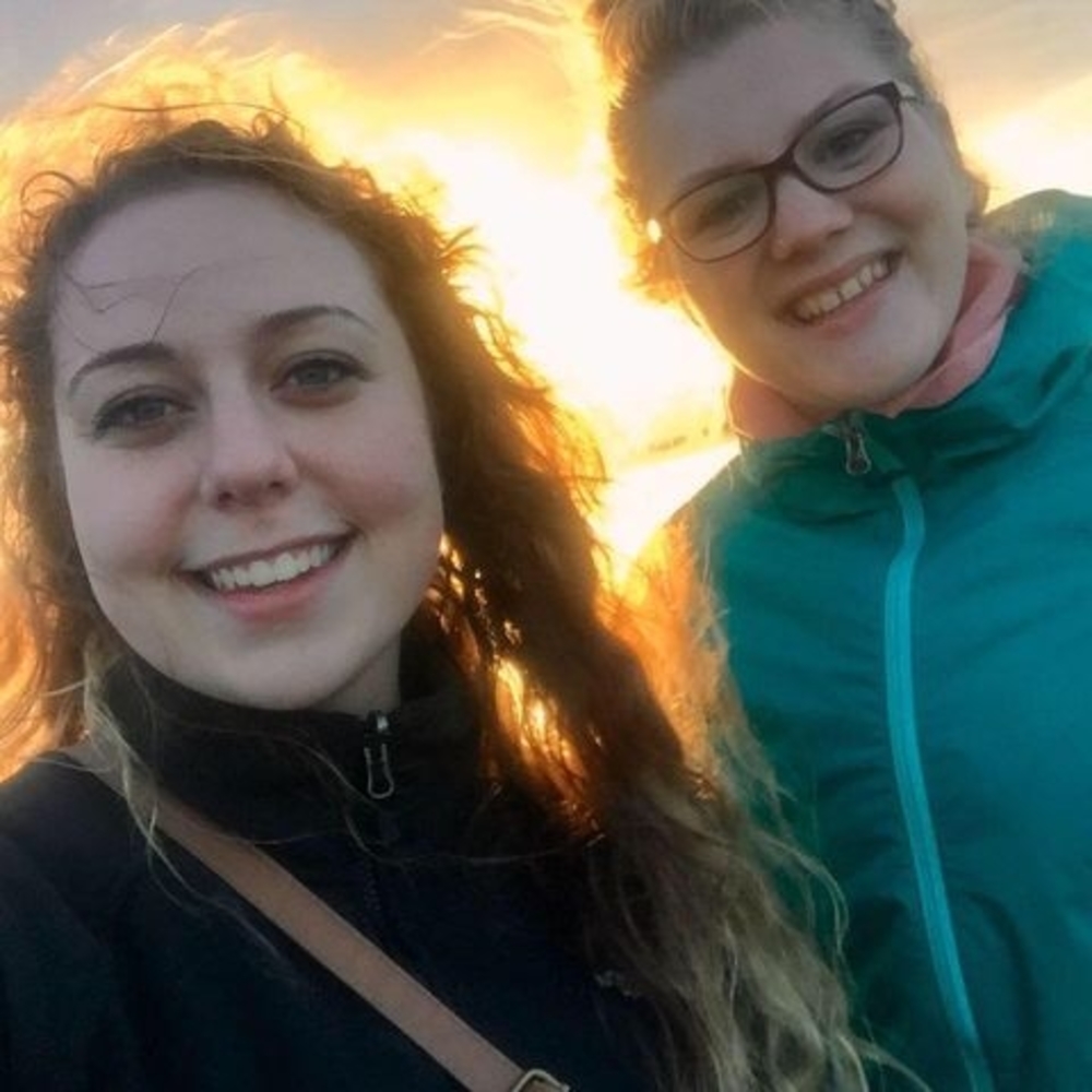 Meet your Posher, Abigail